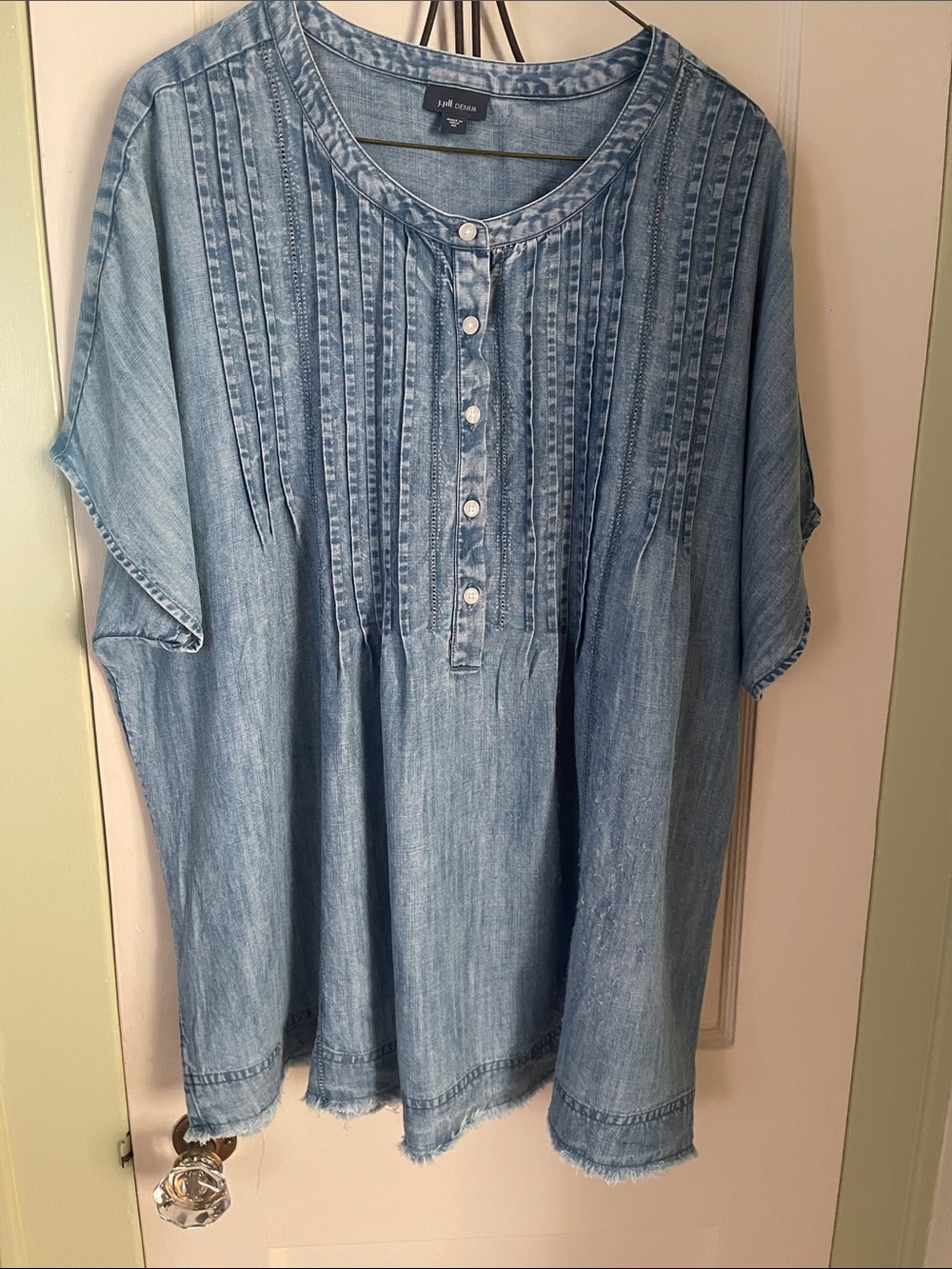 J. Jill Light Wash Denim Pintuck Button Tunic